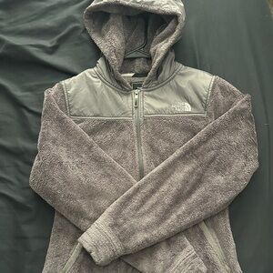 Women’s north face zip up